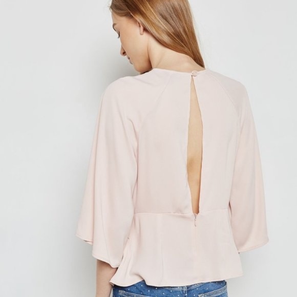 Topshop Front Twisted Top - Picture 2 of 2